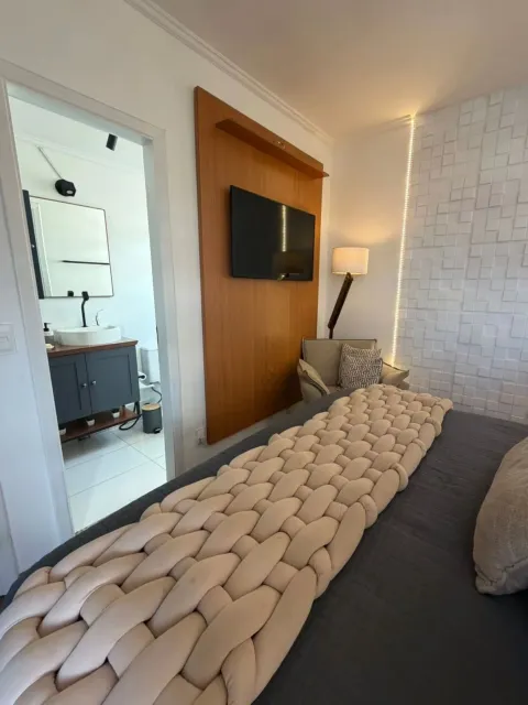 Apartamento de 72 m² reformado com 3 dormitórios no Condomínio Cittá di Roma