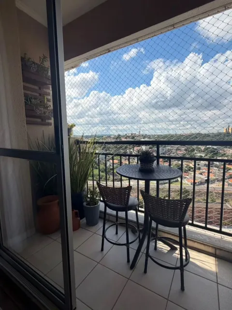 Apartamento de 72 m² reformado com 3 dormitórios no Condomínio Cittá di Roma