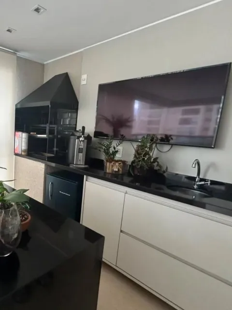 Apartamento de 136 m² com 3 suítes no 16º andar do Massimo Residence