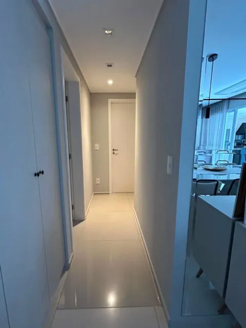 Apartamento de 136 m² com 3 suítes no 16º andar do Massimo Residence