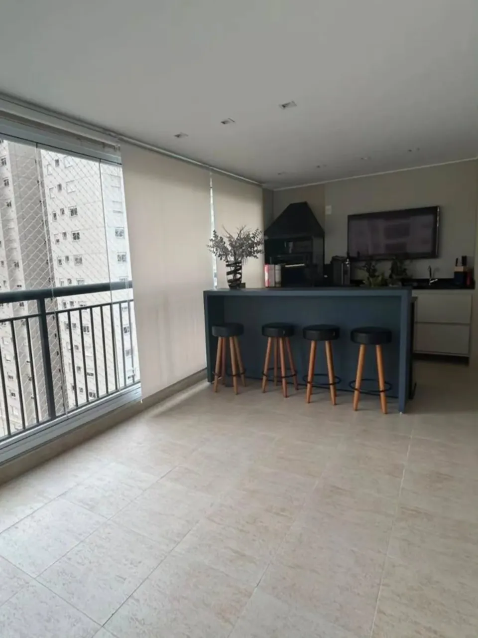 Apartamento de 136 m² com 3 suítes no 16º andar do Massimo Residence