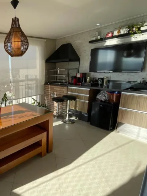 Apartamento de 132 m² com 3 suítes no 27º andar do Premiatto Residence Club