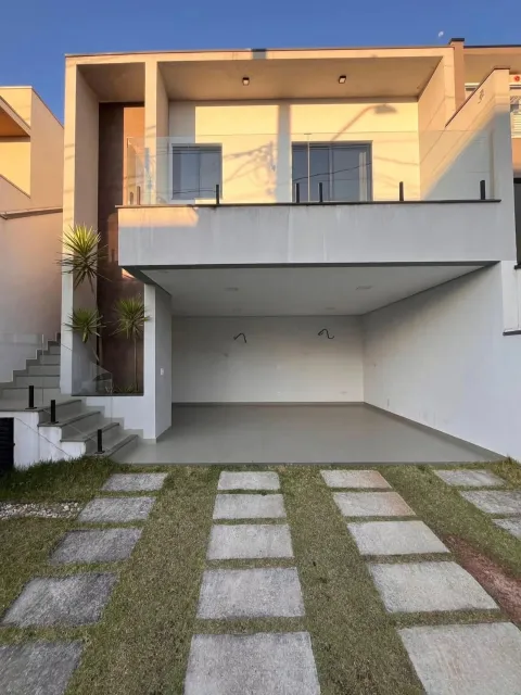 Casa térrea de 112 m² mobiliada no Condomínio Reserva da Mata