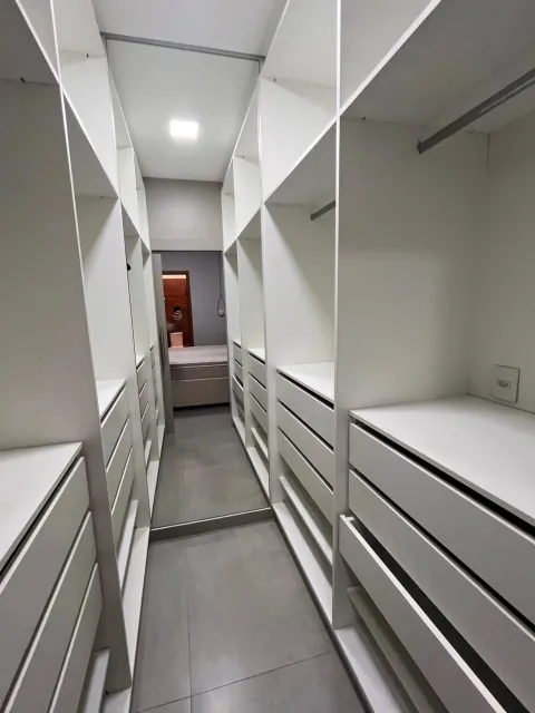 Casa térrea de 112 m² mobiliada no Condomínio Reserva da Mata