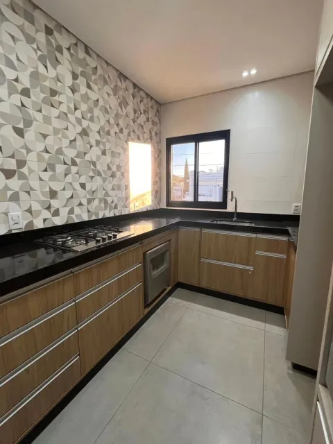 Casa térrea de 112 m² mobiliada no Condomínio Reserva da Mata