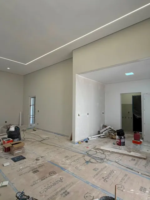 Casa nova semitérrea de 167 m² com piscina no Reserva Ermida II