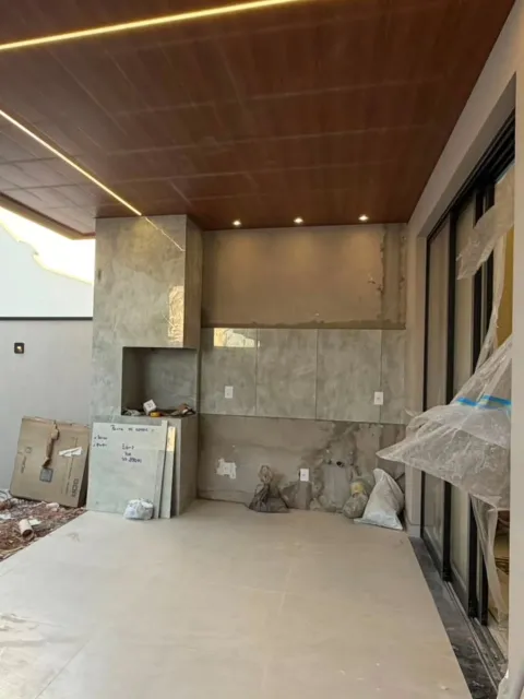 Casa nova semitérrea de 167 m² com piscina no Reserva Ermida II