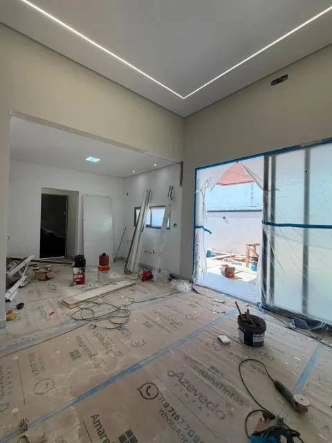 Casa nova semitérrea de 167 m² com piscina no Reserva Ermida II